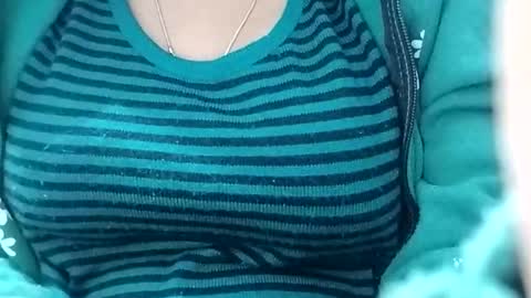 Snapshot of jasspreettt chatting on December 2, 2025, 1:44 am jasspreettt online show from December 2, 2025, 1:44 am