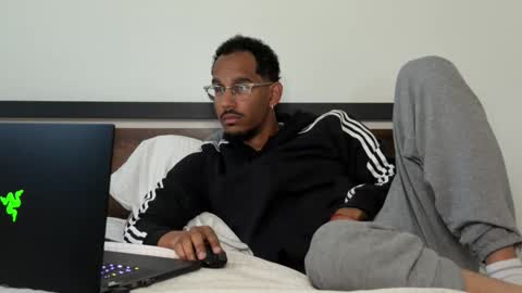 Snapshot of jav1eranisao chatting on February 6, 2026, 4:21 pm Jorge online show from February 6, 2026, 4:21 pm