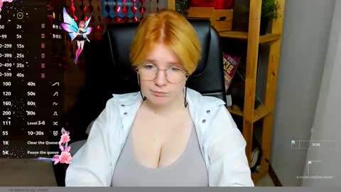 Snapshot of java_fire chatting on October 22, 2025, 9:14 pm Katerina online show from October 22, 2025, 9:14 pm