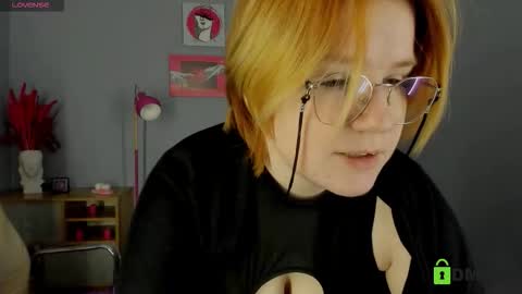 Snapshot of java_fire chatting on February 8, 2026, 8:23 pm Katerina online show from February 8, 2026, 8:23 pm