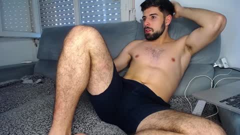 Javier  online show from December 6, 2024, 8:40 pm