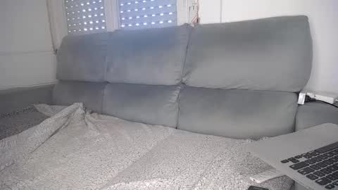 Javier  online show from March 5, 2025, 8:10 pm