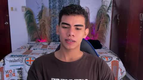 Snapshot of javierascencio chatting on December 14, 2025, 4:23 pm javi15 online show from December 14, 2025, 4:23 pm