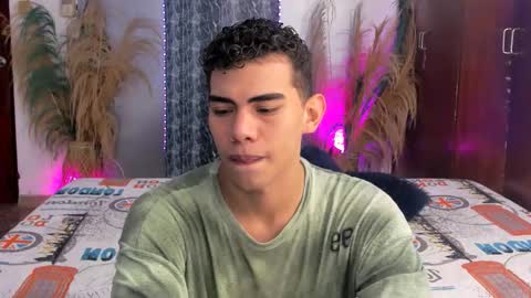 Snapshot of javierascencio chatting on December 15, 2025, 6:56 pm javi15 online show from December 15, 2025, 6:56 pm