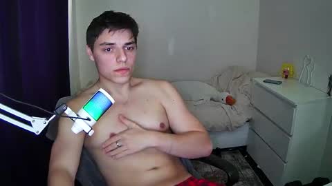 javi online show from October 31, 2025, 12:50 pm