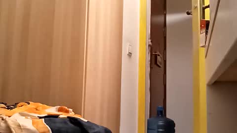 javitounderwear online show from April 17, 2026, 10:57 pm