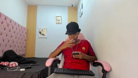 jax_maliq online show from November 28, 2025, 4:15 am