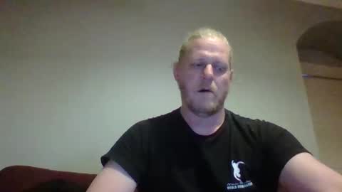 Snapshot of jaxx7777 chatting on November 21, 2025, 8:35 am jaxx7777 online show from November 21, 2025, 8:35 am