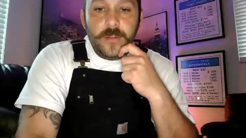 jax online show from November 17, 2025, 10:37 pm