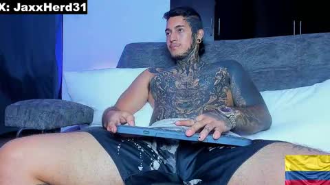 Snapshot of jaxxxonherd chatting on January 24, 2025, 12:31 am Michael online show from January 24, 2025, 12:31 am