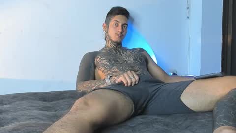 Snapshot of jaxxxonherd chatting on February 21, 2025, 6:59 pm Michael online show from February 21, 2025, 6:59 pm