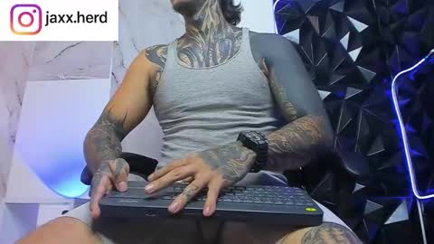 Snapshot of jaxxxonherd chatting on September 25, 2025, 12:31 pm Michael online show from September 25, 2025, 12:31 pm