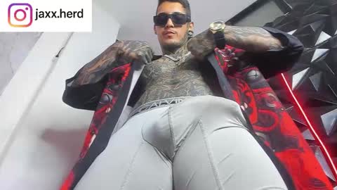 Snapshot of jaxxxonherd chatting on September 26, 2025, 12:42 pm Michael online show from September 26, 2025, 12:42 pm