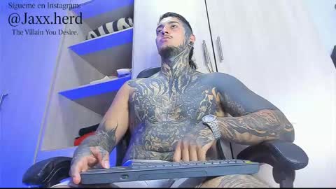 Snapshot of jaxxxonherd chatting on October 25, 2025, 4:35 pm Michael online show from October 25, 2025, 4:35 pm