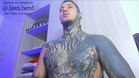 Snapshot of jaxxxonherd chatting on November 4, 2025, 11:42 am Michael online show from November 4, 2025, 11:42 am