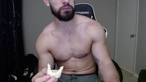 Snapshot of jay_slayz chatting on December 17, 2025, 9:15 am jay_slayz online show from December 17, 2025, 9:15 am