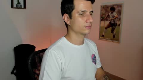 Snapshot of jayalvarrez_ chatting on February 2, 2025, 11:42 pm Jay Alvarrez online show from February 2, 2025, 11:42 pm