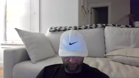 jaybee8112 online show from July 22, 2026, 9:01 am