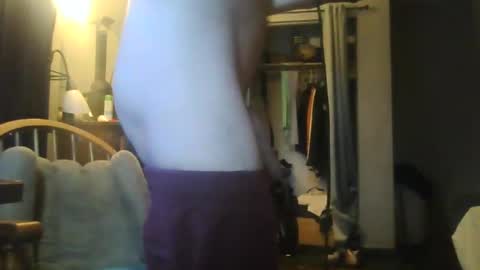 Snapshot of jaybrik92 chatting on October 18, 2025, 12:28 pm Jlio Delgauto online show from October 18, 2025, 12:28 pm