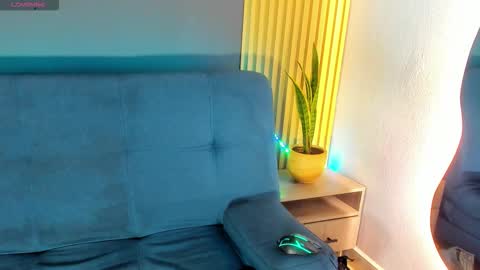 Snapshot of jaybrown_1 chatting on December 14, 2025, 7:51 pm Jay online show from December 14, 2025, 7:51 pm