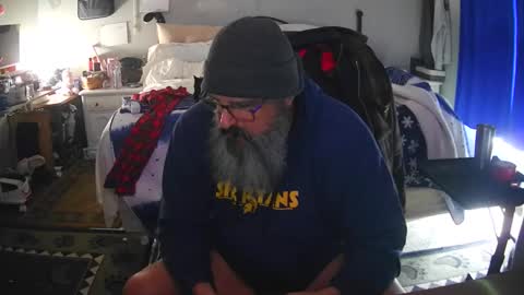 Grand Zaddy or Jay its casual online show from May 15, 2026, 7:54 pm