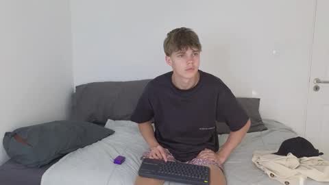 Snapshot of jaycex_69 chatting on February 7, 2026, 2:54 pm THE HOUSE online show from February 7, 2026, 2:54 pm