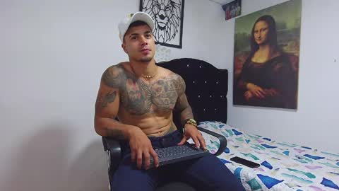 jayden_colback01 online show from May 11, 2026, 8:20 am