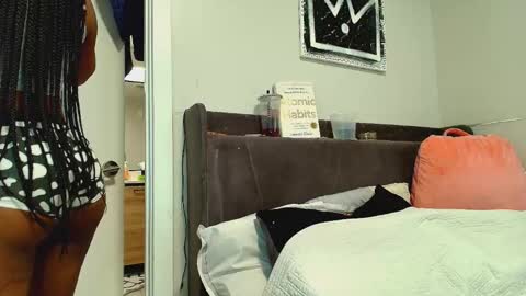 Snapshot of jaydomonique chatting on March 4, 2026, 4:40 am Naomiruty online show from March 4, 2026, 4:40 am