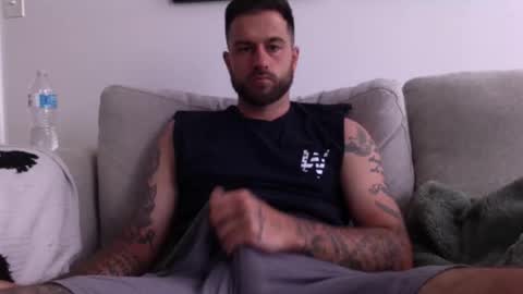 jayg333 online show from May 11, 2026, 4:04 pm