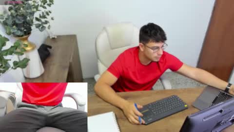 Snapshot of jaygrip chatting on January 13, 2026, 12:32 pm Jay online show from January 13, 2026, 12:32 pm