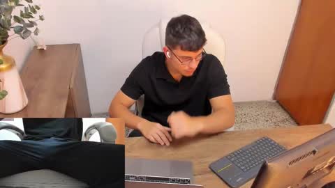 Snapshot of jaygrip chatting on January 14, 2026, 12:22 pm Jay online show from January 14, 2026, 12:22 pm