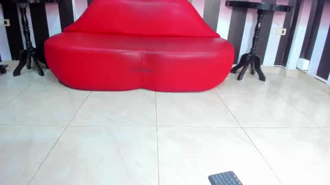 jaylen_bdsm online show from February 12, 2025, 12:33 pm