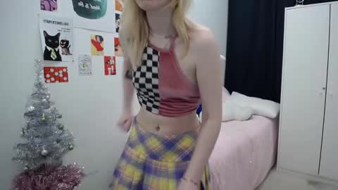 Snapshot of jayne_weyne chatting on December 16, 2025, 11:04 am Jayne online show from December 16, 2025, 11:04 am