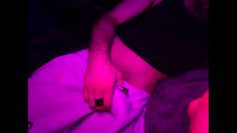 Snapshot of jaysobricked chatting on December 19, 2025, 11:01 pm Jaysobricked online show from December 19, 2025, 11:01 pm