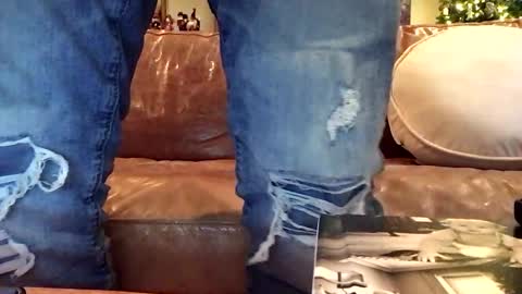 jayz_930 online show from December 28, 2024, 9:51 pm