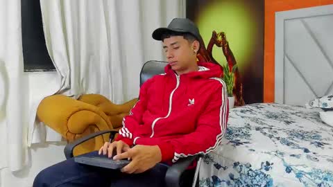 jaze_bradley online show from February 25, 2025, 11:19 am