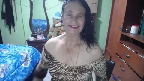 Snapshot of jazmin_rios chatting on February 8, 2025, 11:13 pm jazmim online show from February 8, 2025, 11:13 pm