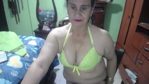 Snapshot of jazmin_rios chatting on February 19, 2025, 11:57 pm jazmim online show from February 19, 2025, 11:57 pm