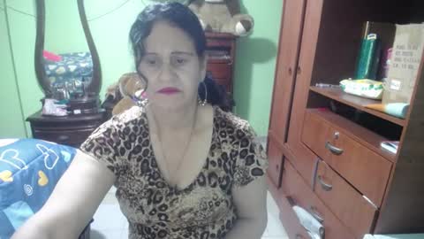 Snapshot of jazmin_rios chatting on February 20, 2025, 10:48 am jazmim online show from February 20, 2025, 10:48 am
