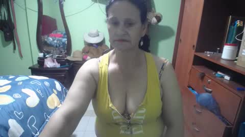 Snapshot of jazmin_rios chatting on March 2, 2025, 10:59 pm jazmim online show from March 2, 2025, 10:59 pm