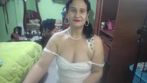 Snapshot of jazmin_rios chatting on November 29, 2025, 12:52 pm jazmim online show from November 29, 2025, 12:52 pm