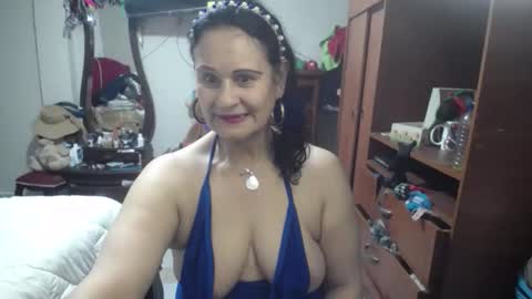 Snapshot of jazmin_rios chatting on December 21, 2025, 12:23 pm jazmim online show from December 21, 2025, 12:23 pm