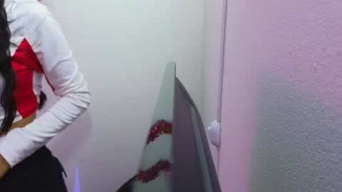 Jazmin  online show from January 23, 2025, 7:40 pm