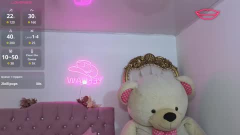 Jazmin  online show from February 25, 2025, 1:52 am