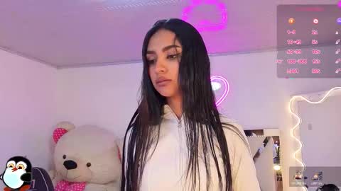 Jazmin  online show from November 24, 2025, 12:05 pm