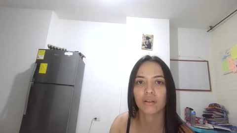 Snapshot of jazminojeda chatting on October 19, 2025, 4:57 am jazminojeda online show from October 19, 2025, 4:57 am