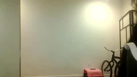 Jazzystelo online show from November 13, 2025, 2:21 am