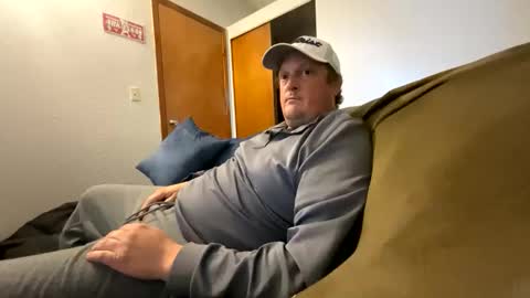 Snapshot of jbboy82 chatting on November 10, 2025, 4:06 pm jbboy82 online show from November 10, 2025, 4:06 pm