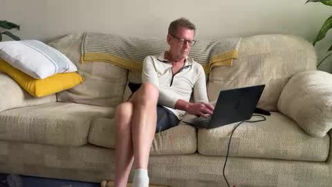 Jon online show from September 27, 2025, 2:11 pm