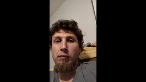 jchamb327010 online show from April 16, 2026, 2:01 am